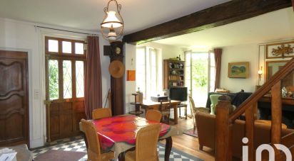 Maison de campagne 4 pièces de 105 m² à Bazoches-sur-Guyonne (78490)