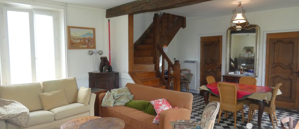 Maison de campagne 4 pièces de 105 m² à Bazoches-sur-Guyonne (78490)