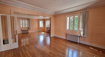 Maison 7 pièces de 331 m² à Bourg-la-Reine (92340)