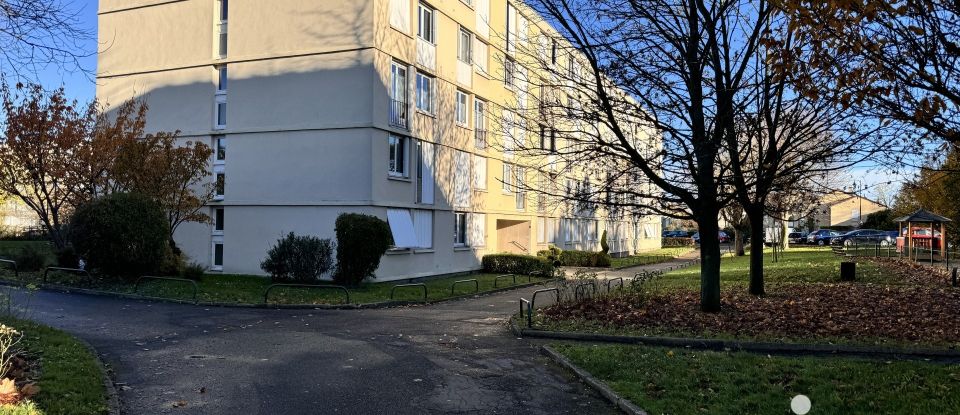 Studio 1 room of 28 m² in Rueil-Malmaison (92500)