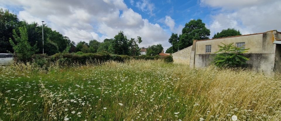 Maison 4 pièces de 130 m² à Vérines (17540)