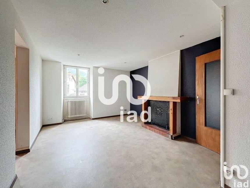 Apartment 4 rooms of 88 m² in Hauts de Bienne (39400)