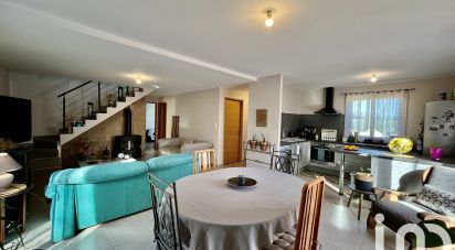 House 5 rooms of 125 m² in Sarlat-la-Canéda (24200)