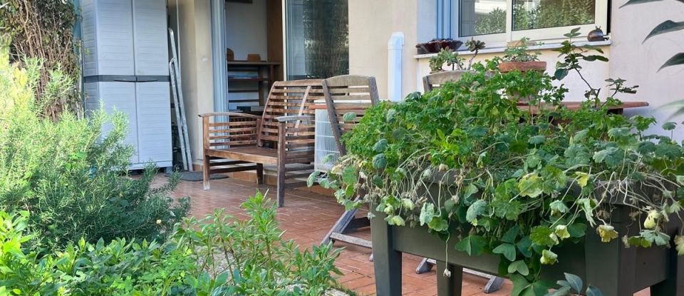 Appartement 2 pièces de 48 m² à Roquebrune-Cap-Martin (06190)