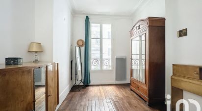 Appartement 2 pièces de 37 m² à Paris (75018)