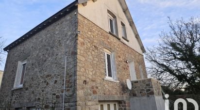 Maison de ville 5 pièces de 84 m² à Audierne (29770)