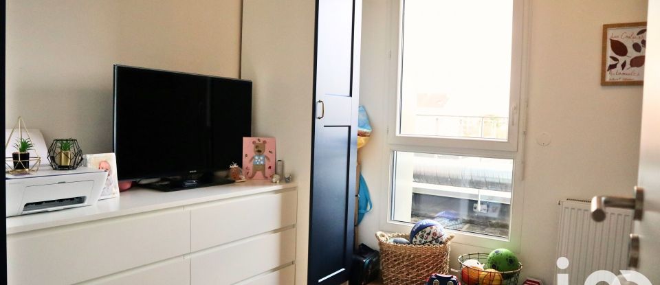 Appartement 4 pièces de 81 m² à Amiens (80000)