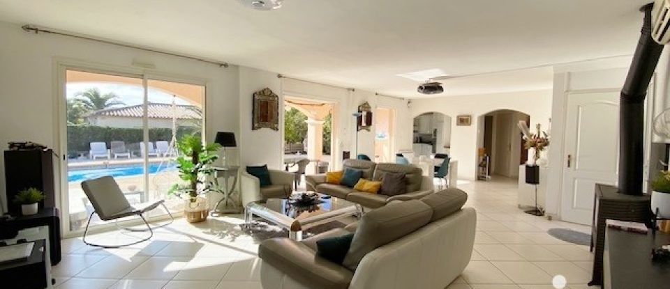 Maison 5 pièces de 145 m² à Saint-Raphaël (83700)