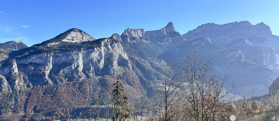 Ferme 4 pièces de 93 m² à Magland (74300)