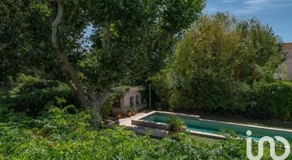 Mas 7 rooms of 197 m² in Arles (13200)