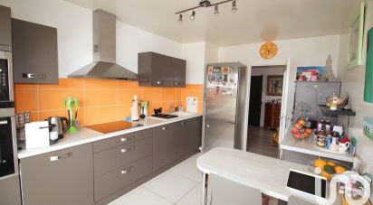 Appartement 5 pièces de 115 m² à Reims (51100)