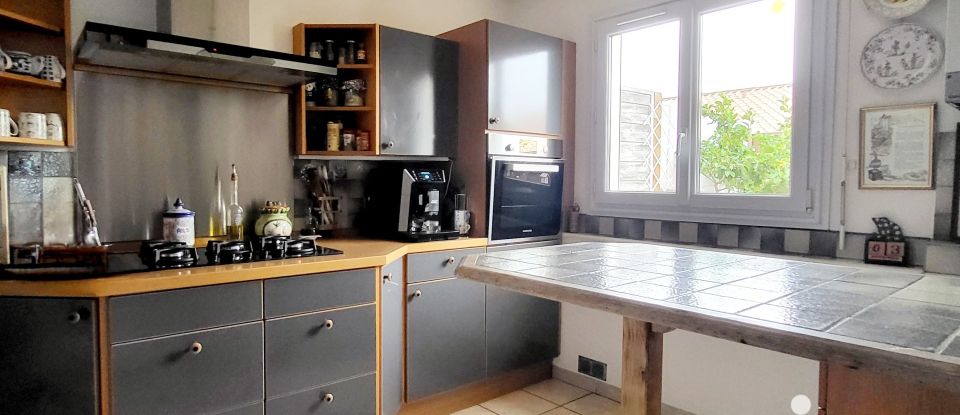 Maison 4 pièces de 97 m² à Mèze (34140)