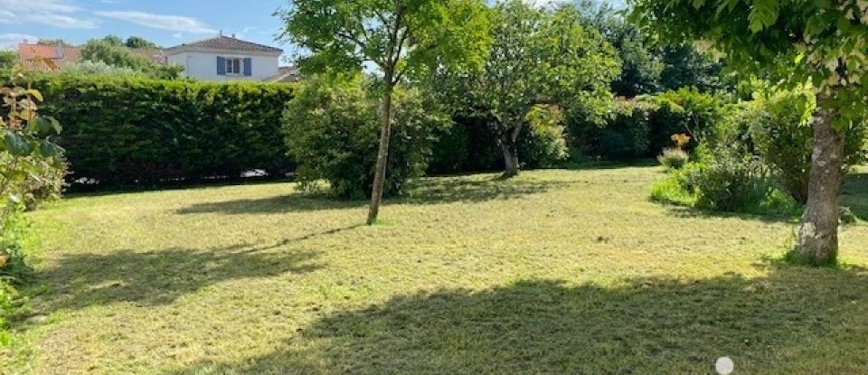 Maison 7 pièces de 157 m² à Saint-Médard-d'Aunis (17220)