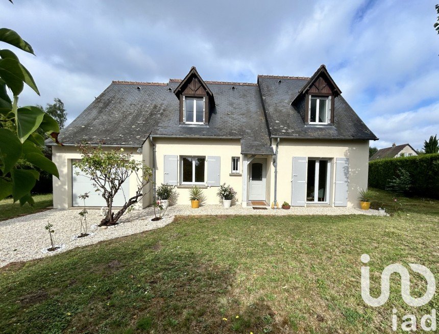 House 5 rooms of 110 m² in Saint-Cyr-sur-Loire (37540)