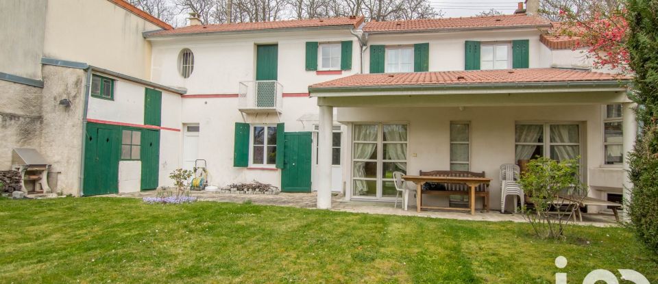 Maison 5 pièces de 175 m² à L'Haÿ-les-Roses (94240)