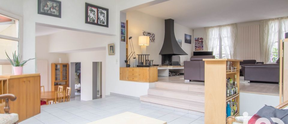 Maison 5 pièces de 175 m² à L'Haÿ-les-Roses (94240)