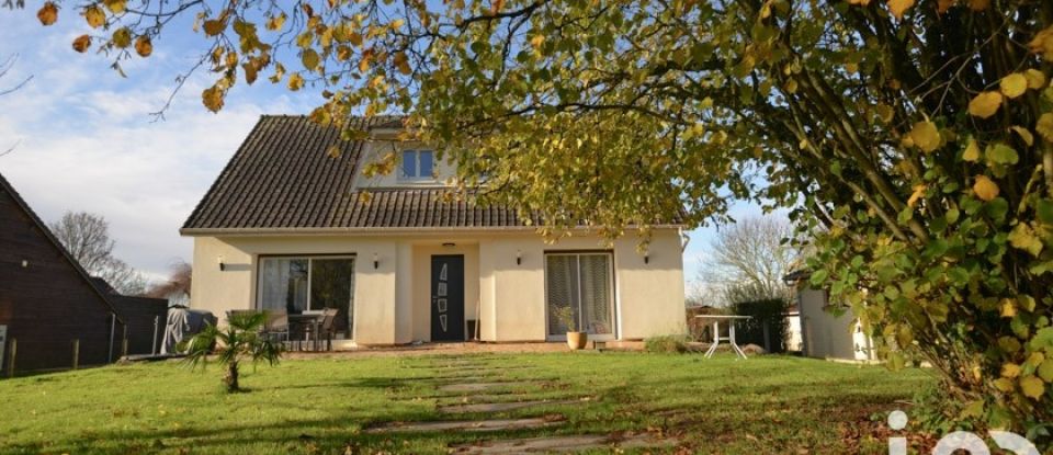 Maison traditionnelle 5 pièces de 130 m² à Fresne-le-Plan (76520)