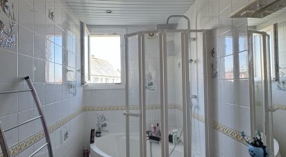 Maison traditionnelle 6 pièces de 86 m² à Camaret-sur-Mer (29570)