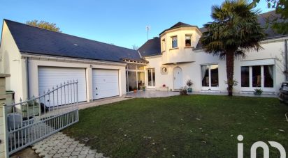 House 8 rooms of 240 m² in Saint-Jean-le-Blanc (45650)