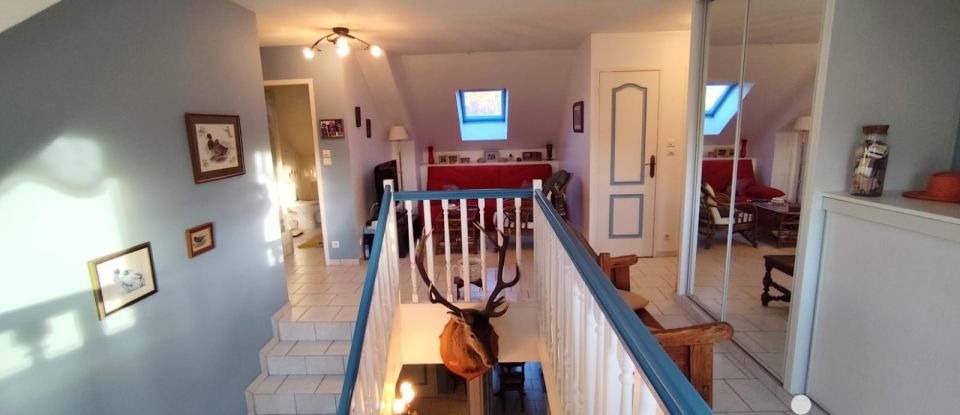 House 8 rooms of 240 m² in Saint-Jean-le-Blanc (45650)