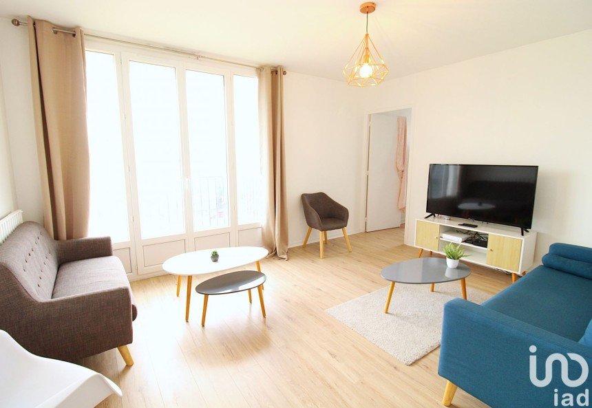 Apartment 4 rooms of 82 m² in Compiègne (60200)