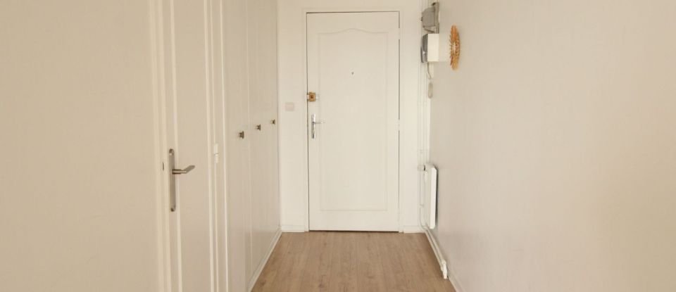 Apartment 4 rooms of 82 m² in Compiègne (60200)