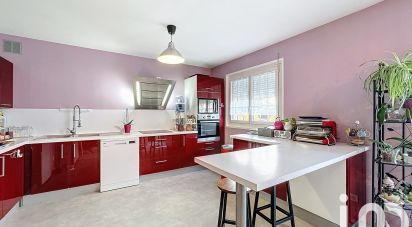 Pavillon 5 pièces de 97 m² à Amfreville-la-Mi-Voie (76920)