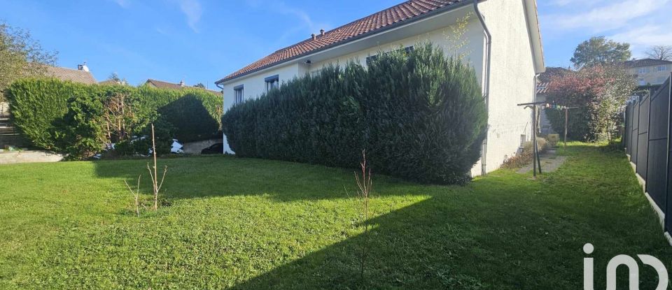 House 8 rooms of 157 m² in Bosmie-l'Aiguille (87110)