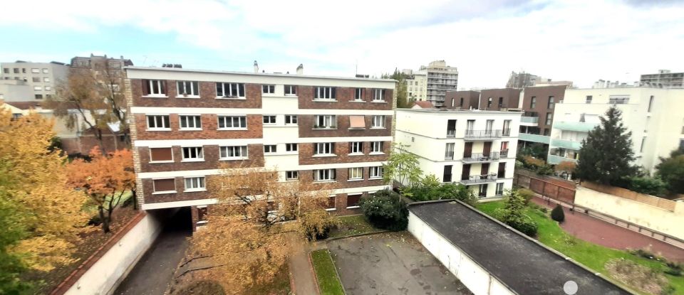 Appartement 3 pièces de 49 m² à Montreuil (93100)