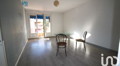 Appartement 2 pièces de 62 m² à Hyères (83400)