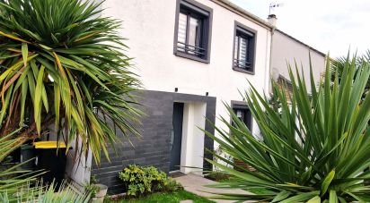 House 6 rooms of 129 m² in Courtry (77181)