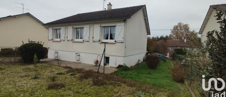 Maison 4 pièces de 84 m² à Yzeure (03400)