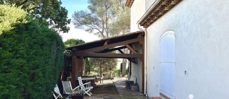 Maison traditionnelle 6 pièces de 158 m² à Fréjus (83370)