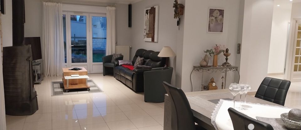 House 7 rooms of 166 m² in Vaires-sur-Marne (77360)