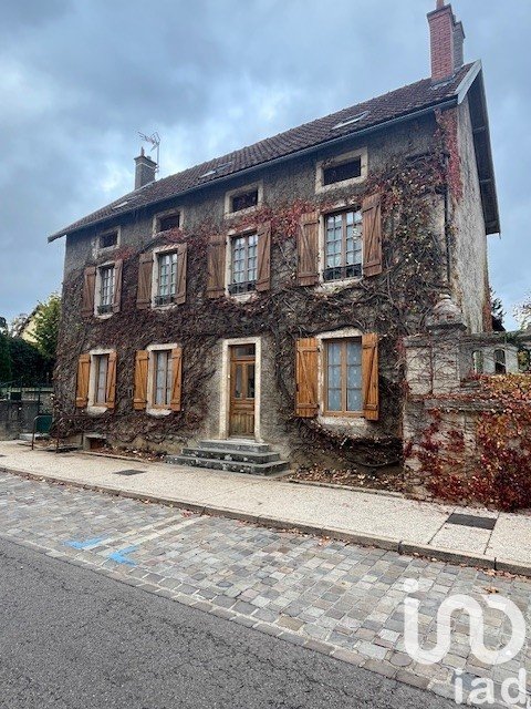 House 8 rooms of 227 m² in Pouilly-en-Auxois (21320)