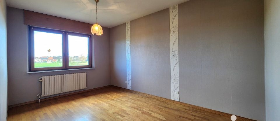 Maison 5 pièces de 122 m² à Kappelkinger (57430)