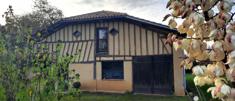 Maison de campagne 10 pièces de 184 m² à Castex-d'Armagnac (32240)