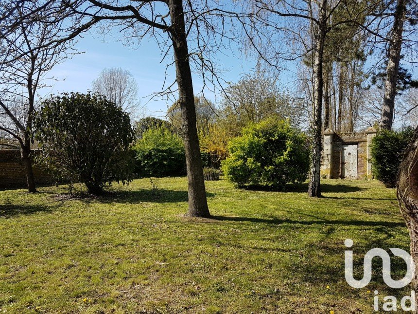 Land of 670 m² in Estrées-Saint-Denis (60190)