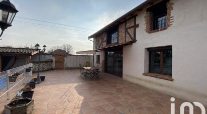 House 9 rooms of 238 m² in Castelsarrasin (82100)