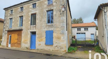 Maison de village 6 pièces de 145 m² à Alloue (16490)