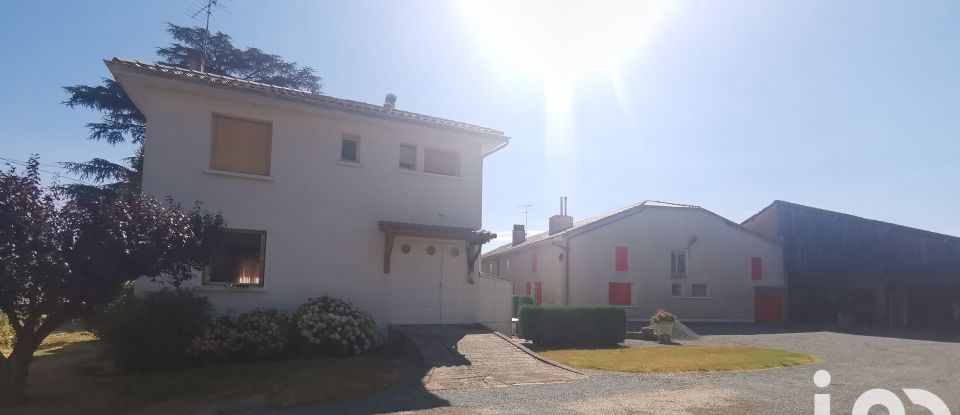 Maison 5 pièces de 220 m² à Buzet-sur-Baïse (47160)