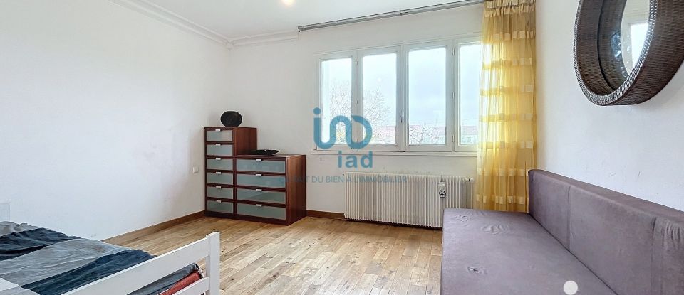 House 5 rooms of 160 m² in Amilly (45200)