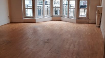 Apartment 1 room of 54 m² in Paris (75015)