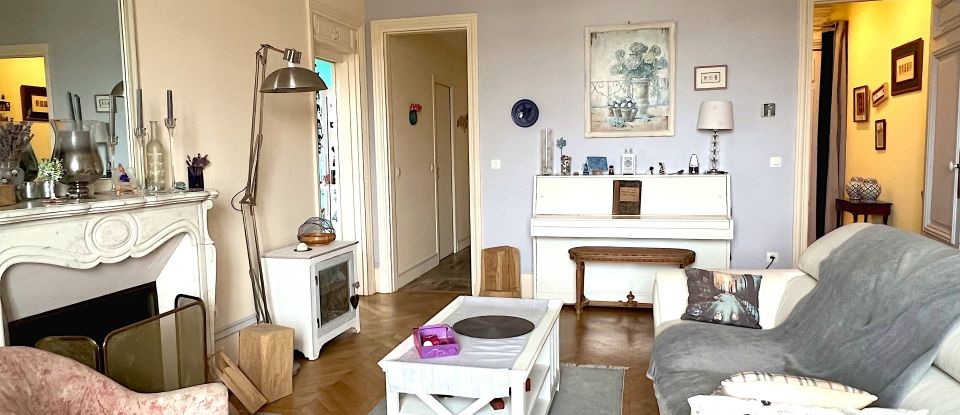 Apartment 2 rooms of 55 m² in Rambouillet (78120)