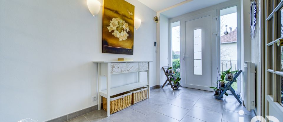 Maison 7 pièces de 168 m² à Blénod-lès-Pont-à-Mousson (54700)