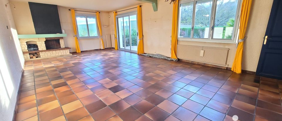 House 4 rooms of 165 m² in Bucey-en-Othe (10190)