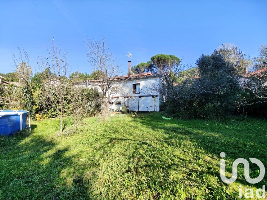 Maison traditionnelle 7 pièces de 170 m² à Blaye-les-Mines (81400)