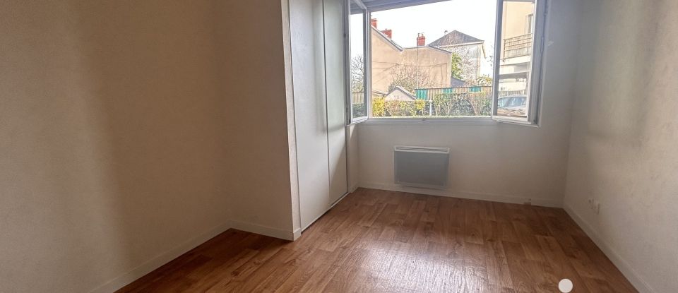 Apartment 3 rooms of 70 m² in Angers (49000)