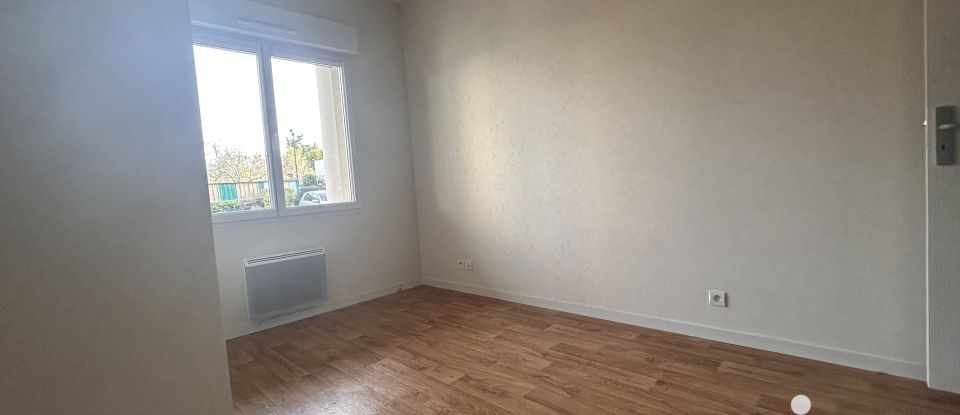 Apartment 3 rooms of 70 m² in Angers (49000)