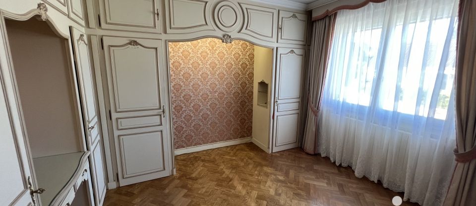 Maison traditionnelle 7 pièces de 157 m² à Nanteuil-lès-Meaux (77100)